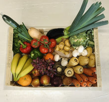 Load image into Gallery viewer, Fresh Fruit + Veg + Salad Box