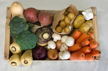 Load image into Gallery viewer, Fresh Veg Box